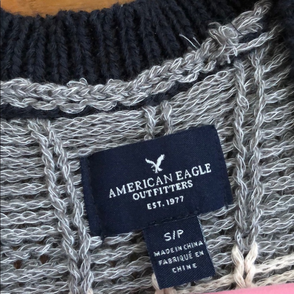 Nwot American Eagle Oversized Patterned Sweater - image 2
